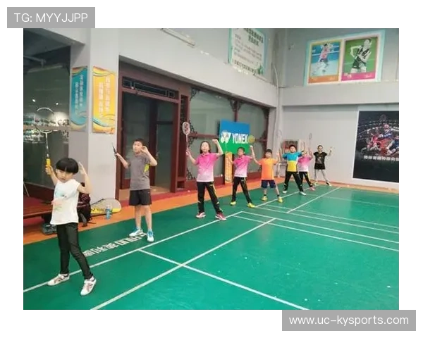 羽毛球训练营与学校联动推出课后托管式训练服务,羽毛球培训私教 羽毛球训练营与学校联动推出课后托管式训练服务,羽毛球培训私教